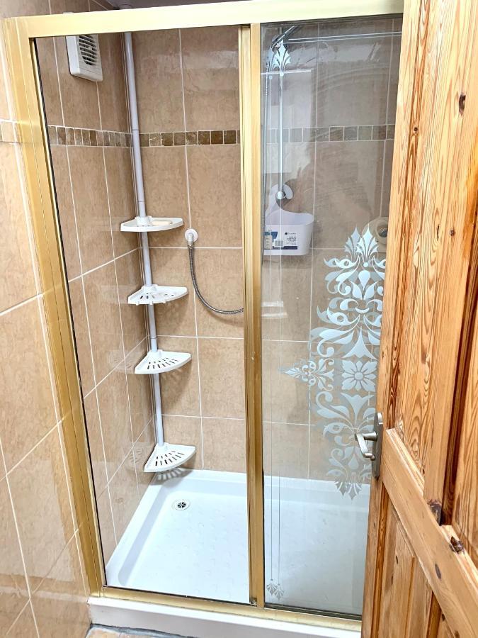 Bed and Breakfast Barrs Court Beds Warmley Exterior foto